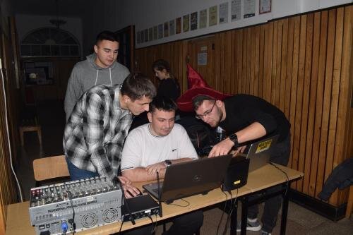 zswolborz.pl_zscku_w_Andrzejkowe_wrozby5