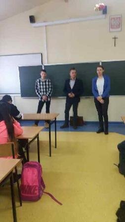 zswolborz.pl_zscku_w_wolborzu_Akcja_Promocja_w_Gimnazjum_w_Brzozie3