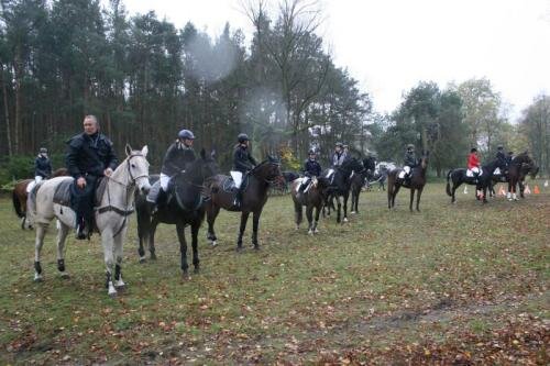 zswolborz.pl_zscku_w_wolborzu_Deszczowy_Hubertus_2017_w_Technikum_Hodowli_Koni3