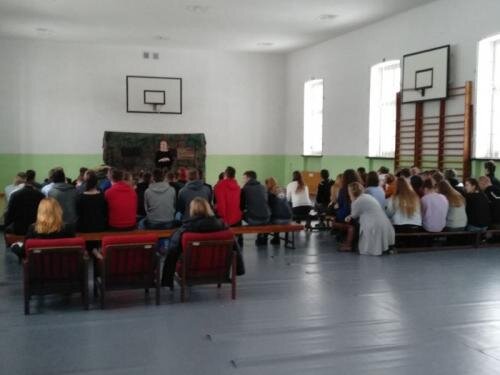 zswolborz.pl_zscku_w_wolborzu_Inscenizacja_Dziadow_cz_III_w_wykonaniu_Bialostockiego_Teatru_Forma3