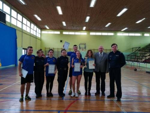 zswolborz.pl_zscku_w_wolborzu_Konkurs_dla_szkol_srednich_wojewodztwa_Lodzkiego_o_Puchar_Komendanta_Wojewodzkiego_Policji_w_Lodzi5