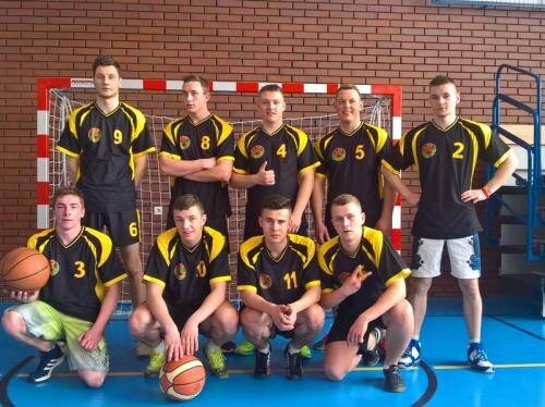 zswolborz.pl_zscku_w_wolborzu_Mistrzostwa_powiatu_piotrkowskiego_w_pilce_koszykowej_chlopcow_II_miejsce_dla_naszej_szkoly1