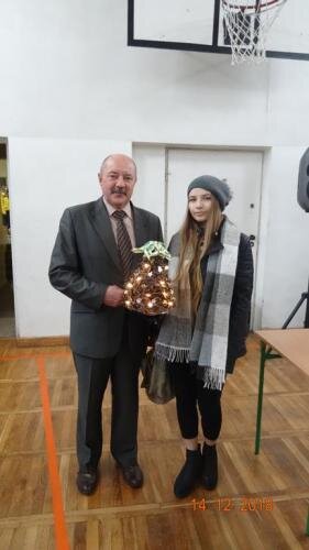 zswolborz.pl_zscku_w_wolborzu_Mlodziez_naszej_szkoly_poznaje_tradycje_bozonarodzeniowe6