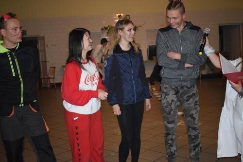 zswolborz.pl_zscku_w_wolborzu_OTRZESINY_przyjaciele_klas_pierwszych_w_poczet_mieszkancow_Internatu7