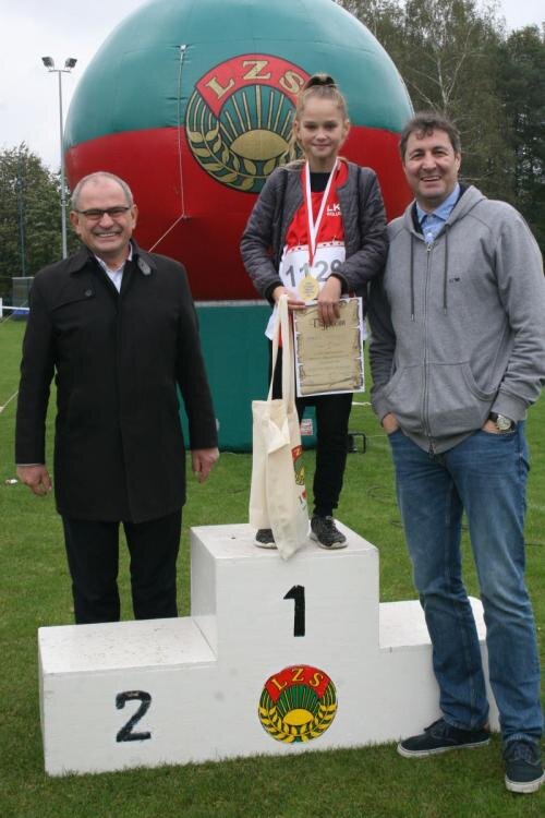 zswolborz.pl_zscku_w_wolborzu_Ogolnopolskie_Masowe_Biegi_Przelajowe_Wolborz_20175