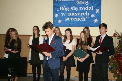 zswolborz.pl_zscku_w_wolborzu_Spotkanie_wigilijne_Bog_sie_rodzi_w_naszych_sercach10