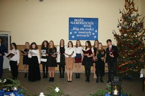zswolborz.pl_zscku_w_wolborzu_Spotkanie_wigilijne_Bog_sie_rodzi_w_naszych_sercach12