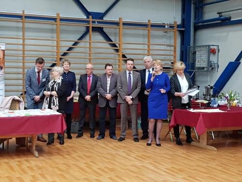 zswolborz.pl_zscku_w_wolborzu_Targi_edukacyjne_w_Skierniewicach3