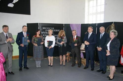 zswolborz.pl_zscku_w_wolborzu_Uroczyste_obchody_dnia_Edukacji_Narodowej5