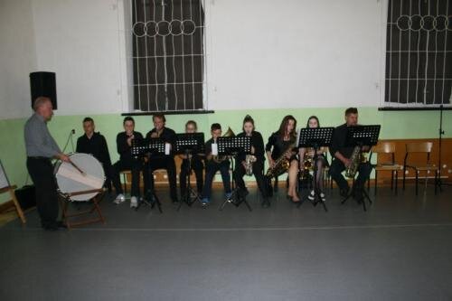 zswolborz.pl_zscku_w_wolborzu_Uroczystosc_jubileuszu_100_rocznicy_odzyskania_przez_Polske_niepodleglosci_połaczona_z_promocyjna_impreza_plenerowa_w_parku_Majowka_w_plenerze10