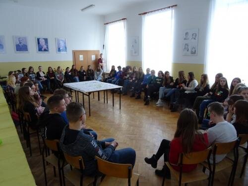 zswolborz.pl_zscku_w_wolborzu_Warsztaty_miedzyszkolne_Wiosna_malowane9
