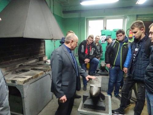 zswolborz.pl_zscku_w_wolborzu_Wycieczka_do_CKP_w_Piotrkowie_Trybunalskim3