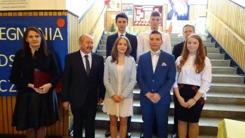 zswolborz.pl_zscku_w_wolborzu_Zakonczenie_klas_IV3