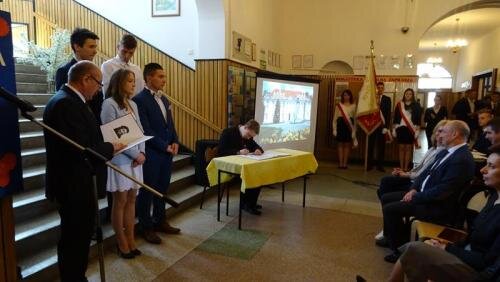 zswolborz.pl_zscku_w_wolborzu_Zakonczenie_klas_IV7