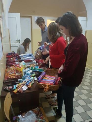 zswolborz.pl_zscku_w_wolborzu_Zbiorka_slodyczy_dla_dzieci_Domu_Opieki_Spolecznej_w_Swiebodzicach1