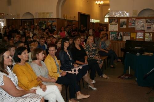 zswolborz.pl_zscku_w_wolborzu_narodowe_czytanie_20191