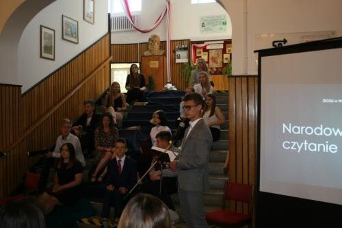zswolborz.pl_zscku_w_wolborzu_narodowe_czytanie_20194