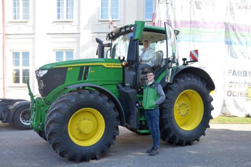 432211868 846129970651001 2609349872322557466 n