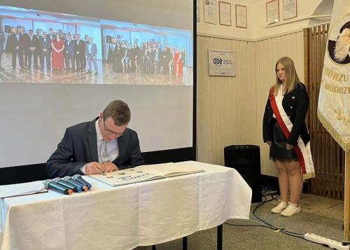 438805151 873397674590897 3511286535176051895 n