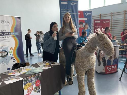 zswolborz.pl zscku w wolborzu targi1 09 (1)